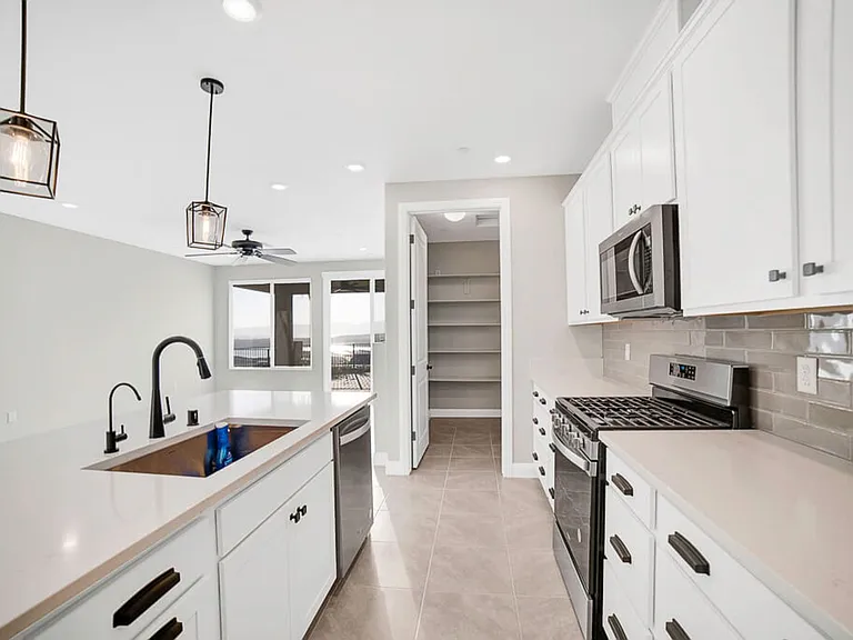 36 Stone Bluff Ln — Photo 12
