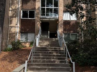 8000 Chanute Pl APT 4, Falls Church, VA 22042