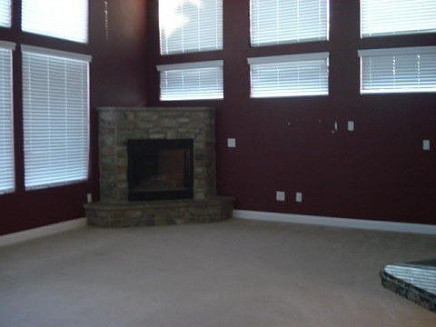 3rd image of 1058 E White Sage Dr
