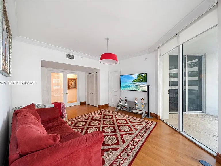 10225 Collins Ave #404 — Photo 19