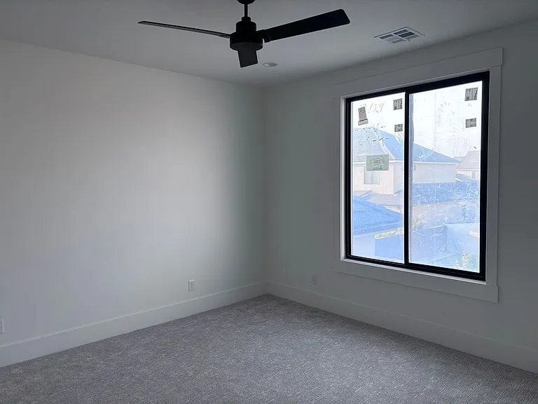 2688 E Rosedale Dr — Photo 18