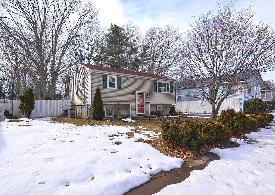 77 Sterling Rd, Brockton, MA 02302 Zillow