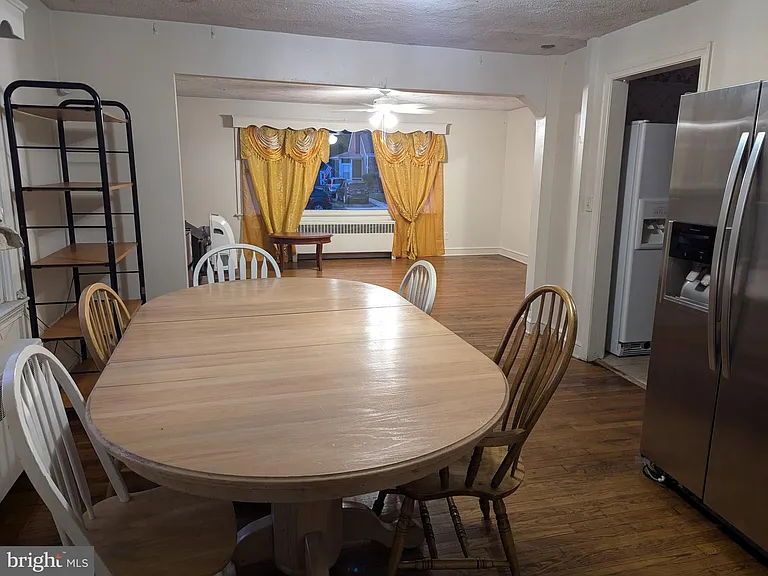 21 Steinway Ave — Photo 8