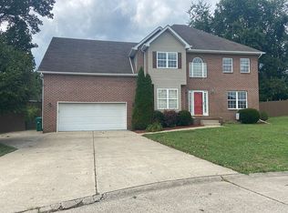 1564 Thistlewood Cir, Hurricane, WV 25526