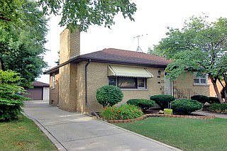 1st image of 952 E 163rd Pl