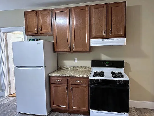 2 bed, 925 sqft, $1,400 — Photo 3