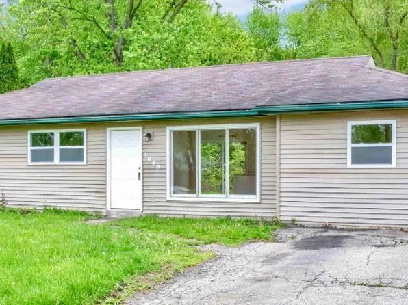 1859 Henbert Rd, West Bloomfield, MI 48324