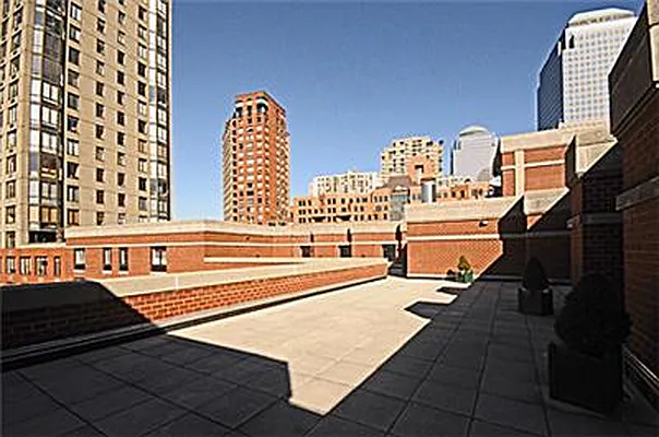 Rented by New York Residence | media 15