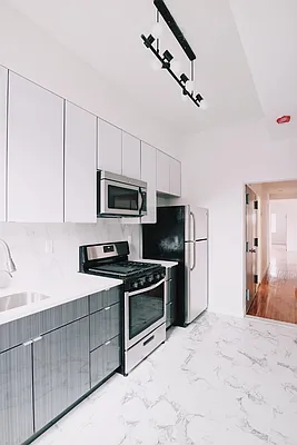 Rented by Modern Spaces | media 21