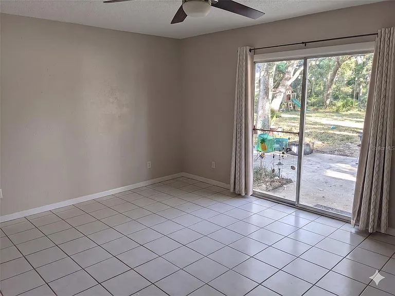 3 Elizabeth Dr E — Photo 10