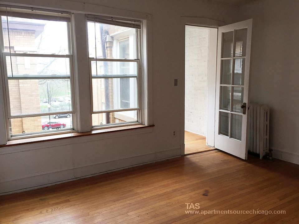 1st image of 5047 N Damen Ave APT 3E