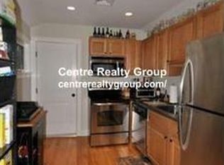 27 Crosby Rd, Chestnut Hill, MA 02467