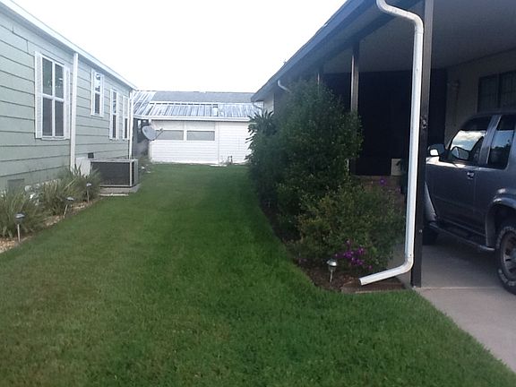 Carport area side