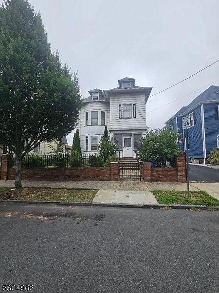 1st image of 570 Highland Ave