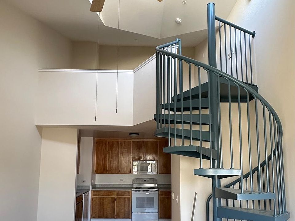 1st image of 135 Valencia St APT A405