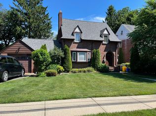 889 Prince St, Teaneck, NJ 07666