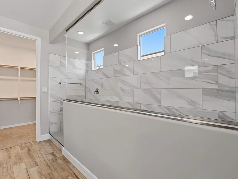 5140 N 181st Dr — Photo 39