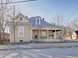 719 W 11th St, Bloomington, IN 47404