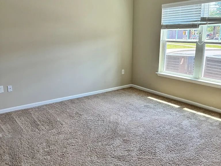 110 Fernwood Dr — Photo 7