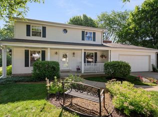 W75N706 Tower Ave, Cedarburg, WI 53012