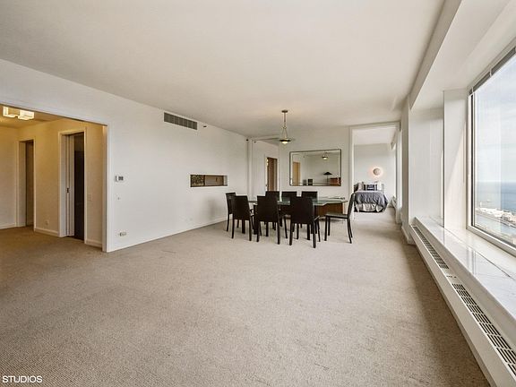 4th image of 161 E Chicago Ave APT 53C