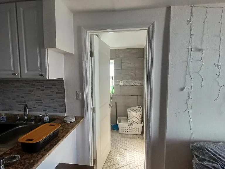 137 Highland Ave — Photo 6