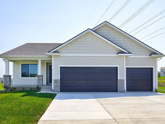 5543 167th St, Urbandale, IA 50323 | MLS #716054 | Zillow