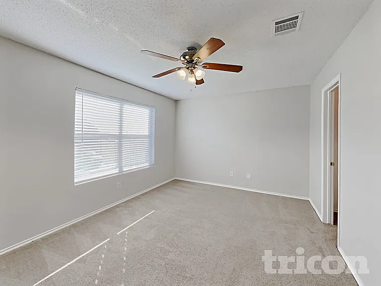 146 Washington Way — Photo 13