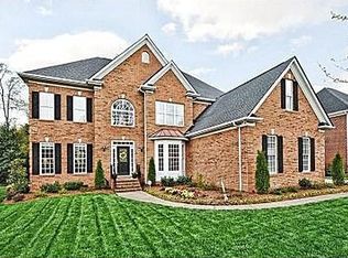 5501 Shoal Brook Ct, Charlotte, NC 28277