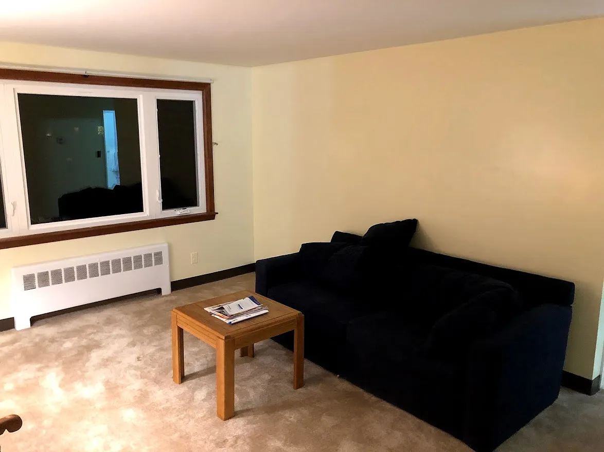 1 bed, 100 sqft, $1,295 — Photo 1