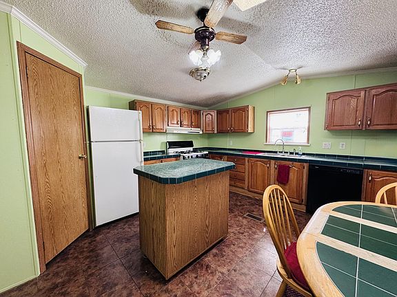 4th image of 2330 E Main St Lot 23
