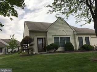 71 Lantern Ln, Columbus, NJ 08022