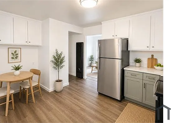 2 bed, 700 sqft, $2,450 — Photo 2