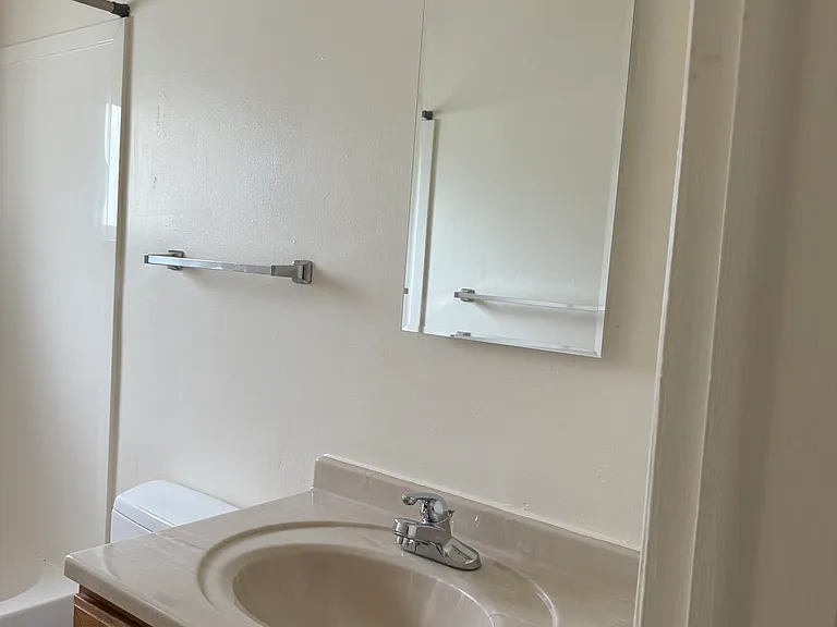 3408 S 300 E — Photo 9