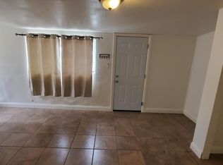 9621 San Vincente Ave #A, South Gate, CA 90280