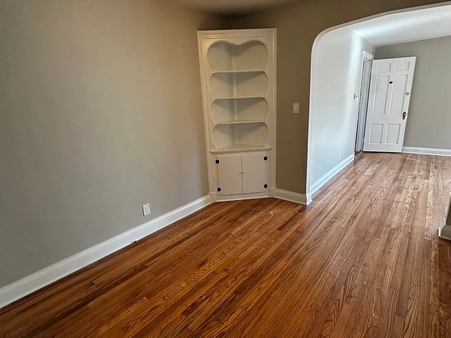 Fully renovated 1bed/1 bath apartment next to Cherokee Park — Photo 3