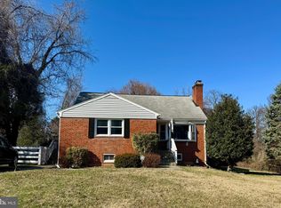 6800 Lumsden St, Mc Lean, VA 22101