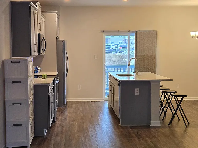 193 Drexel Ct — Photo 23
