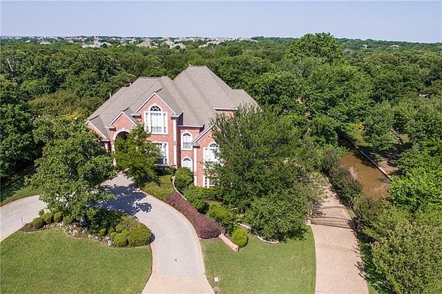 1st image of 2509 Peninsula Dr