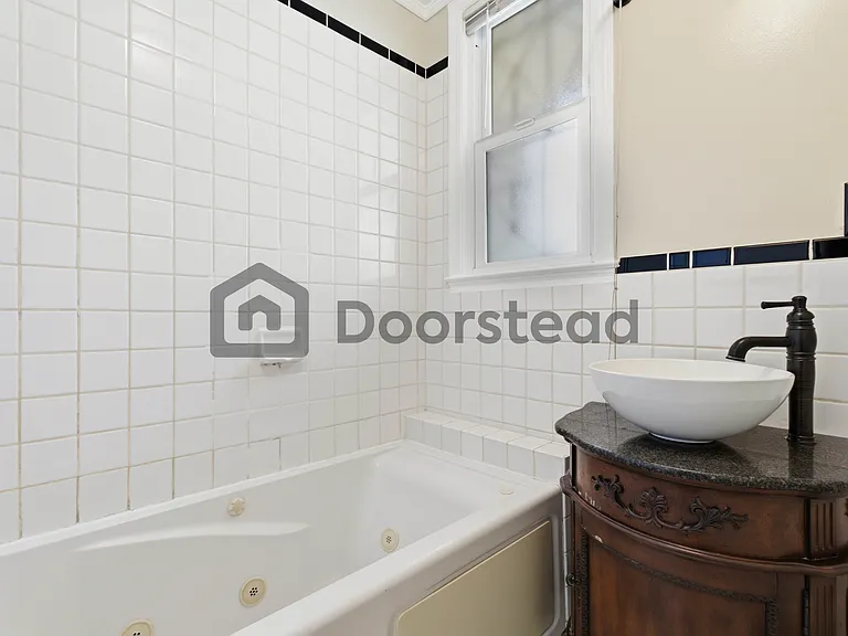 101 Monterey Blvd — Photo 13