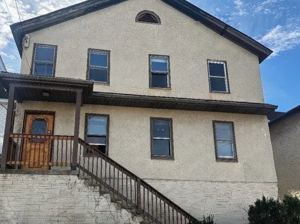 323 S Webster Ave, Scranton, PA 18505