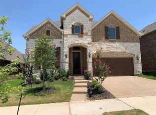614 Pineview Dr, Euless, TX 76039
