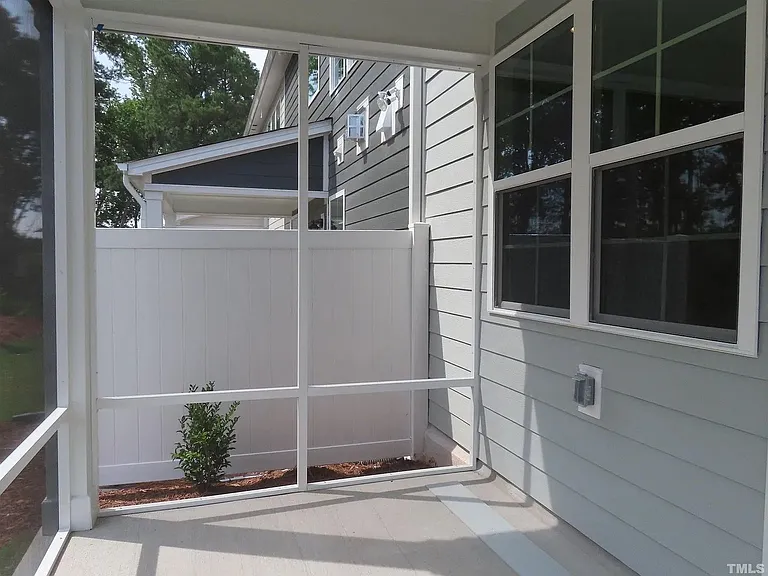 1528 Chirping Bird Ct — Photo 25