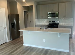 5742 SE Edgewater Cir, Stuart, FL 34997