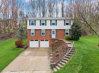 2368 Weston Dr, Pittsburgh, PA 15241