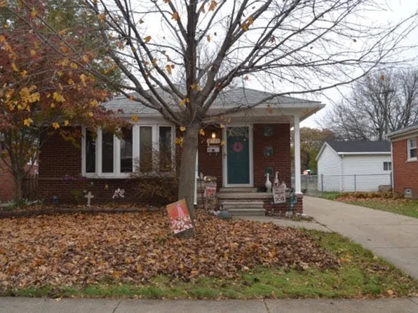 8721 Louise Ave, Allen Park, MI 48101