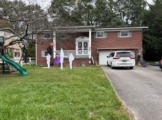 1105 Pinewood Dr, Beckley, WV 25801