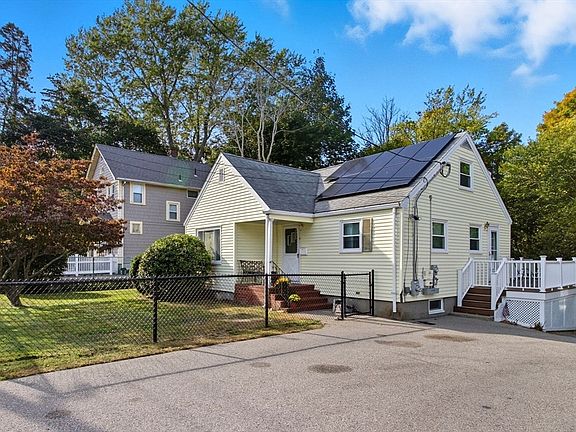 2nd image of 84 Madison St