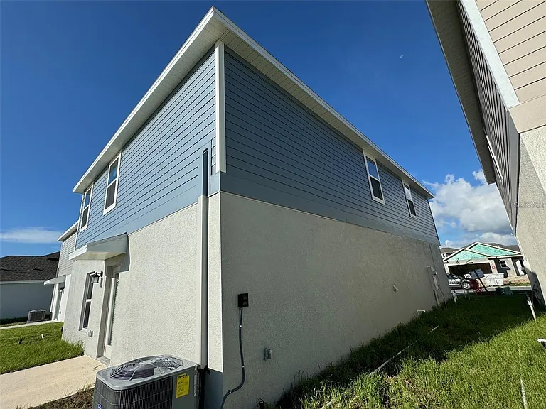 565 Reggie Rd — Photo 20
