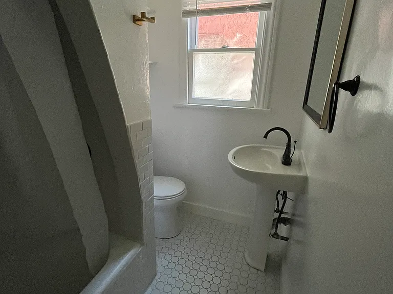 4243 Monroe St #4247-7/8 — Photo 11